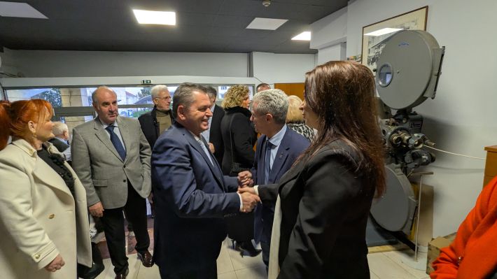 PXL_20260215_155355161