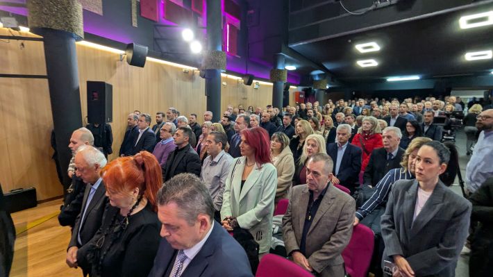 PXL_20260215_162538559.MP