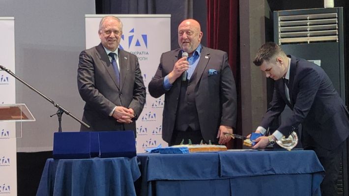 PXL_20260215_173436981