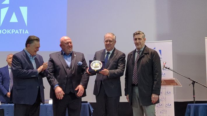 PXL_20260215_174953788