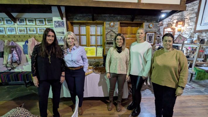 PXL_20251126_162225274