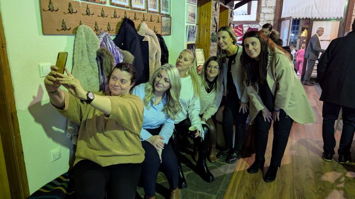 PXL_20251126_164956721.MP