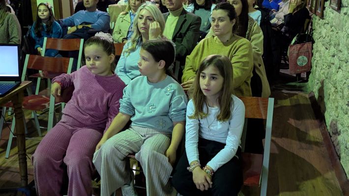 PXL_20251126_171054929.MP