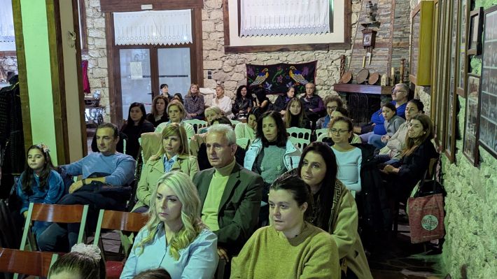 PXL_20251126_171059000.MP