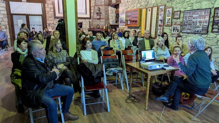 PXL_20251126_171156125.MP