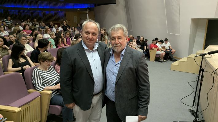 PXL_20260527_163546496