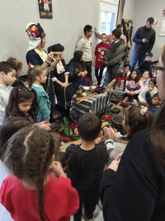 7000d947-d99f-4341-9778-20bf5875788c