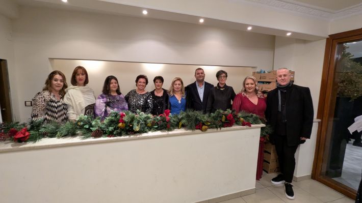 PXL_20251220_184847116