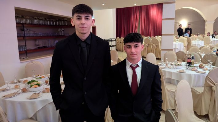 PXL_20251220_185350276