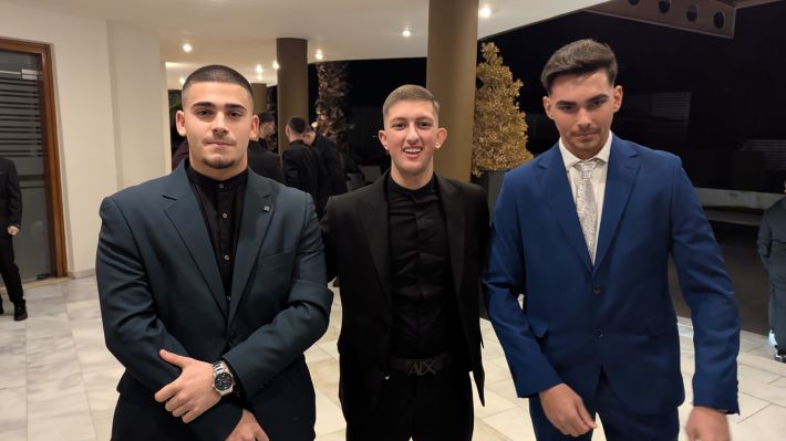 PXL_20251220_190247146.MP