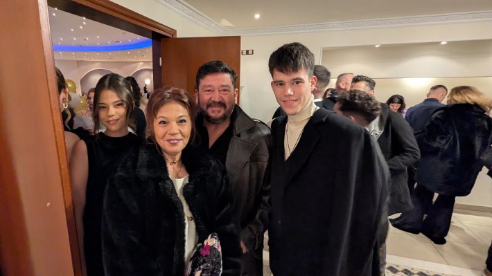 PXL_20251220_191608391.MP