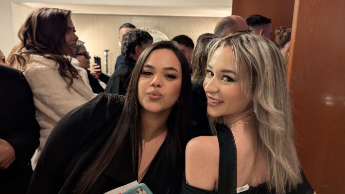 PXL_20251220_193745409