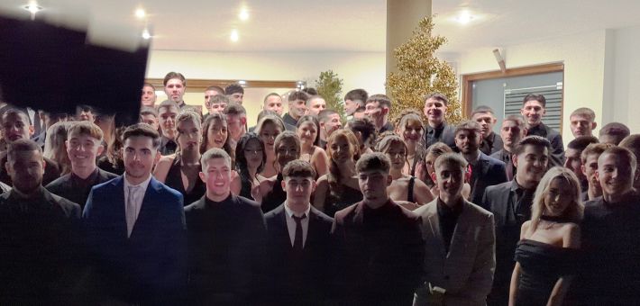 PXL_20251220_201624345