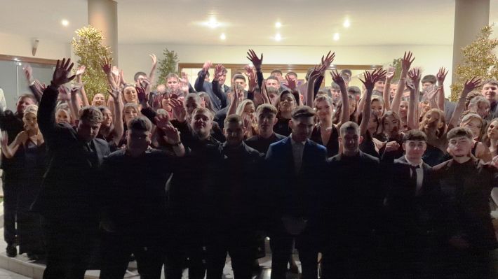 PXL_20251220_201627078