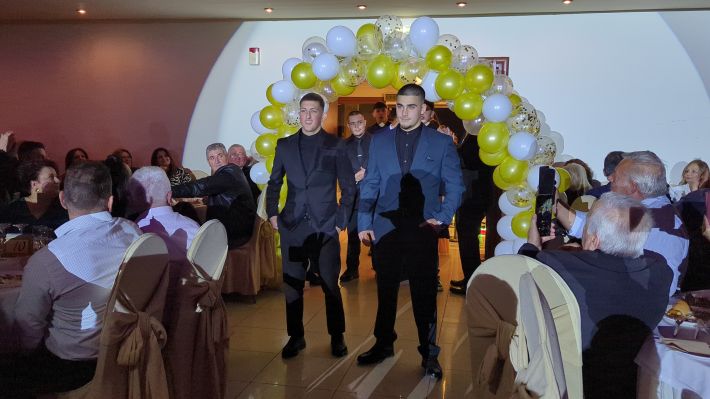 PXL_20251220_202137473