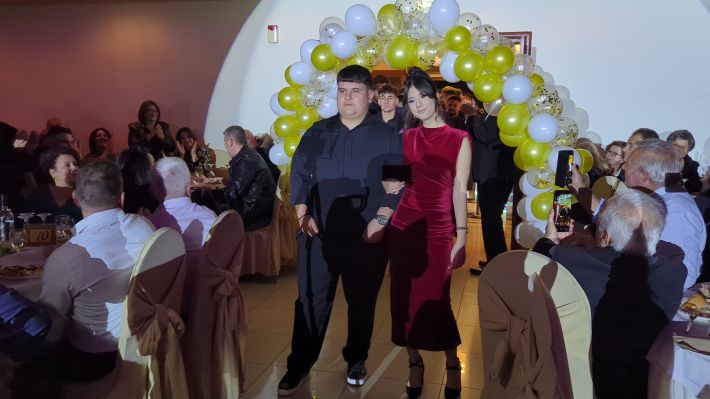 PXL_20251220_202236166