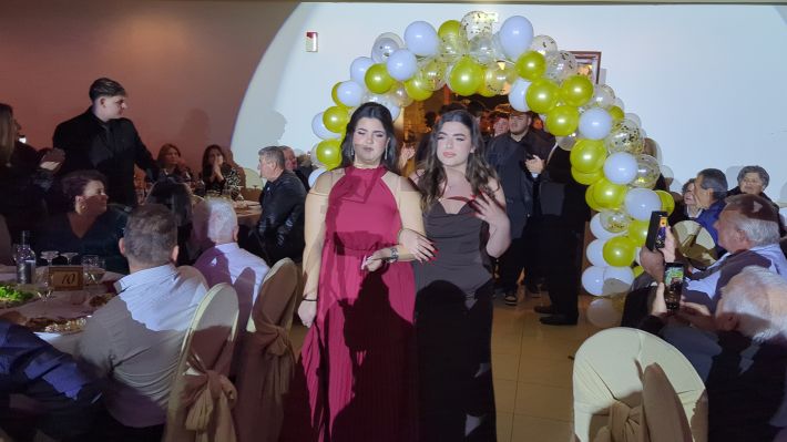 PXL_20251220_202406394