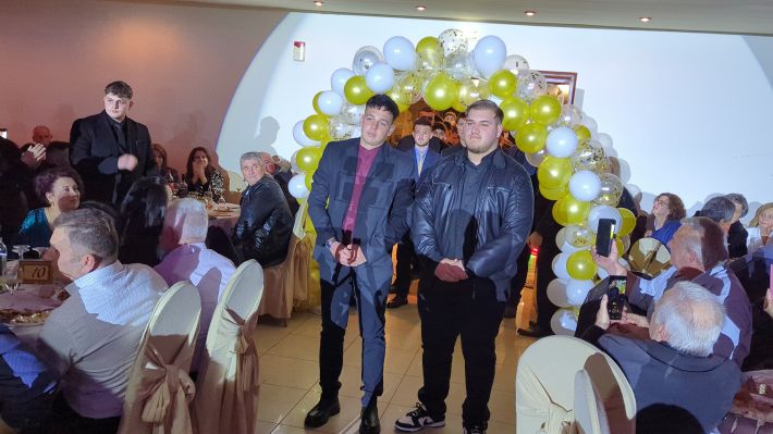 PXL_20251220_202412332