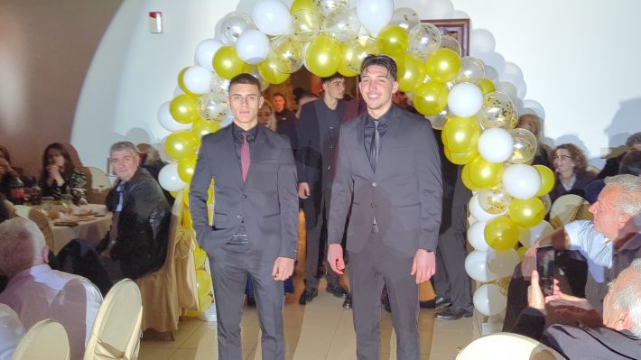 PXL_20251220_202505821