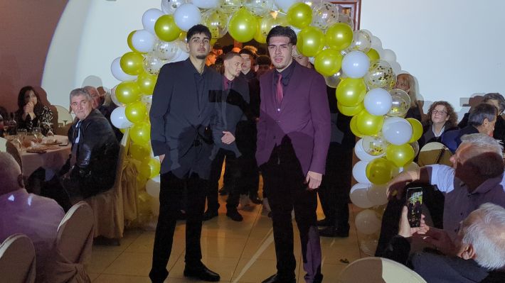 PXL_20251220_202513791