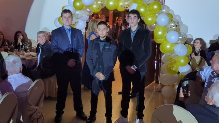 PXL_20251220_202600107