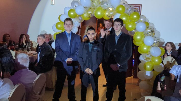 PXL_20251220_202600972