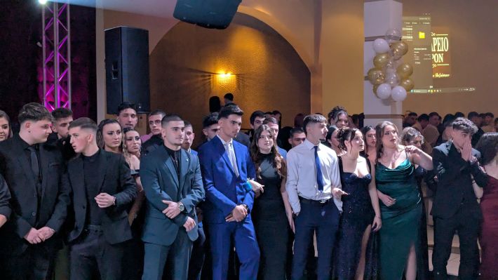 PXL_20251220_202820643.MP