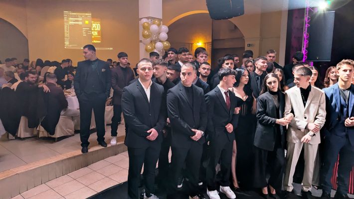 PXL_20251220_202830307.MP