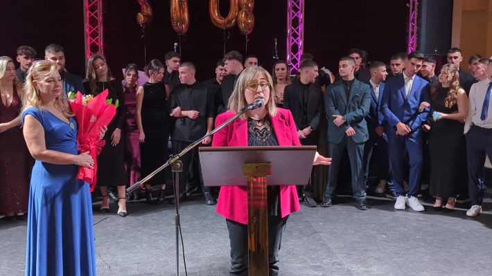 PXL_20251220_203917580