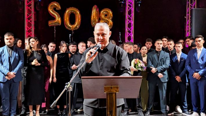 PXL_20251220_204413280.MP