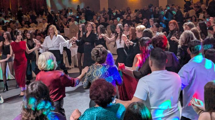 PXL_20251220_212124610