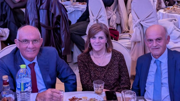 PXL_20251220_213204077