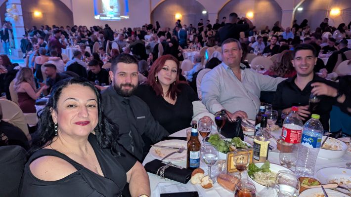 PXL_20251220_214603303