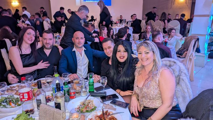 PXL_20251220_214641695