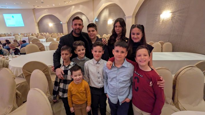 PXL_20260228_192240517