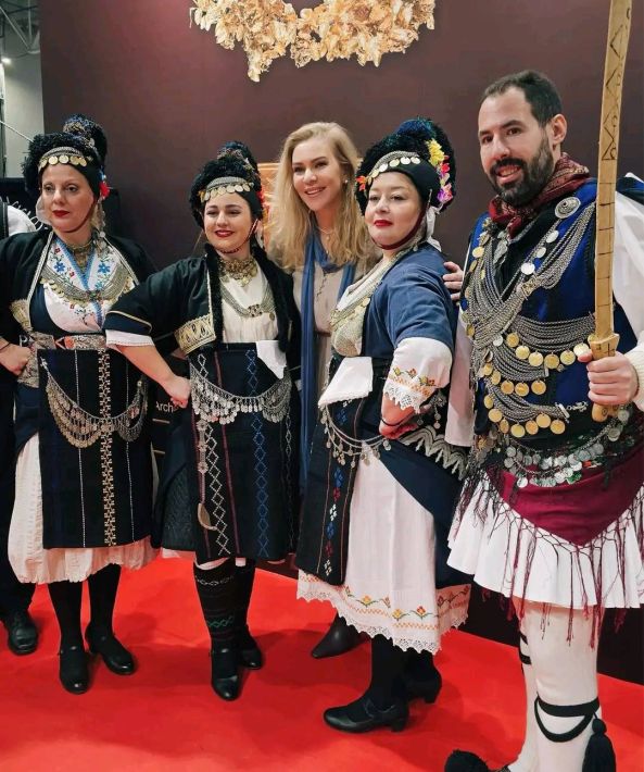 636272652_122118508305159659_2631330419082119553_n