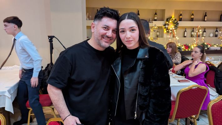 PXL_20251122_190152829