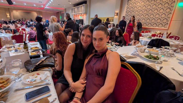 PXL_20251122_194714626