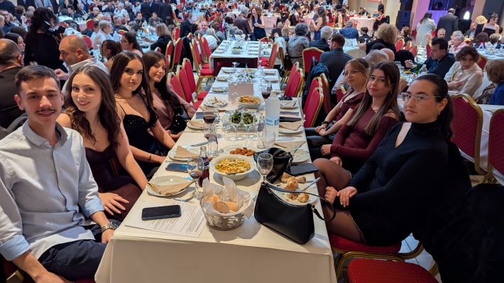 PXL_20251122_195513149