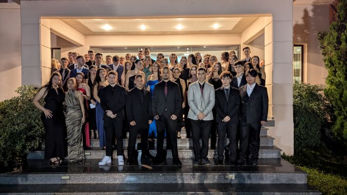 PXL_20251122_201649781