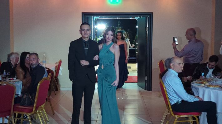 PXL_20251122_202632943