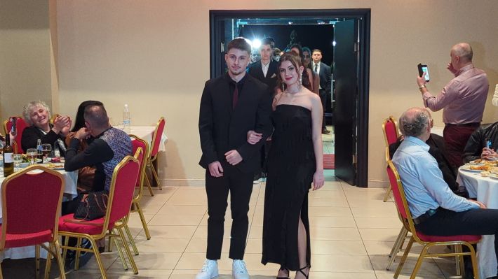 PXL_20251122_202725599