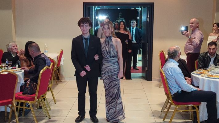 PXL_20251122_202814649