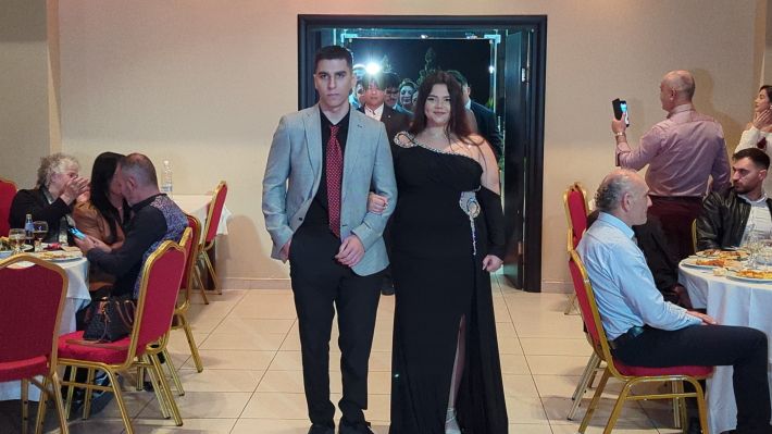 PXL_20251122_202823549