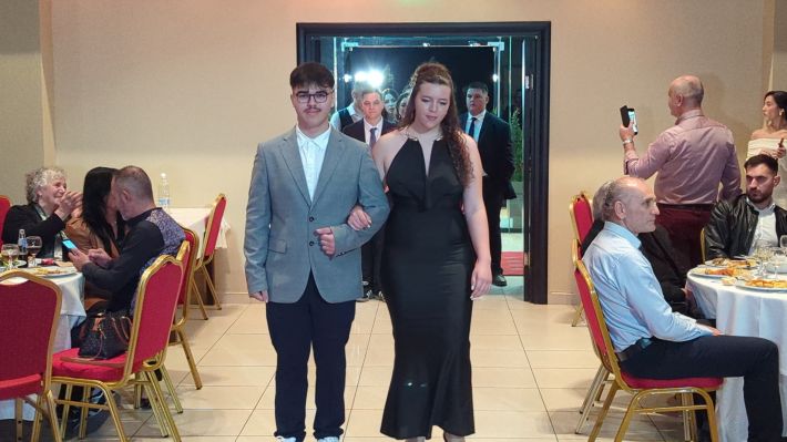 PXL_20251122_202837587