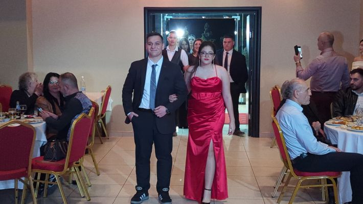 PXL_20251122_202845893