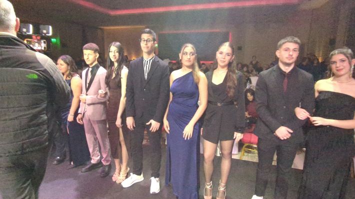 PXL_20251122_203000719