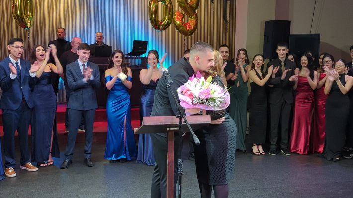 PXL_20251122_203546536