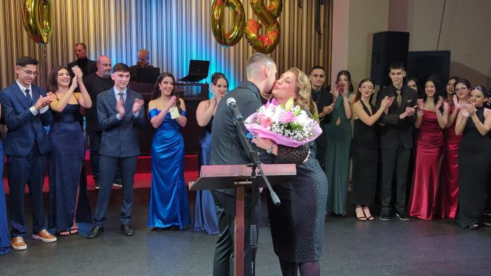 PXL_20251122_203547732