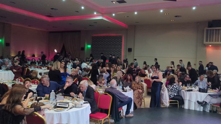 PXL_20251122_205515506